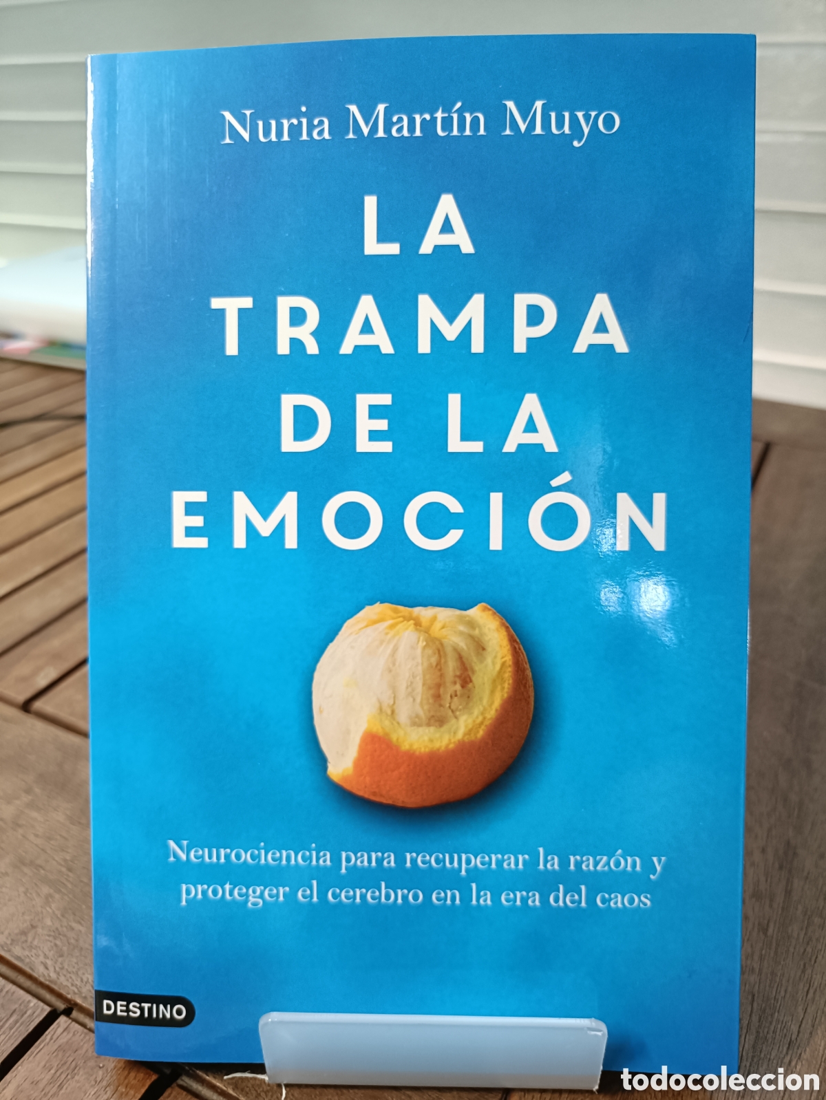 Libros de segunda mano: La trampa de la emoci&oacute;n por Nuria Mart&iacute;n Muyo. Editorial Destino, Colecci&oacute;n Imago Mundi