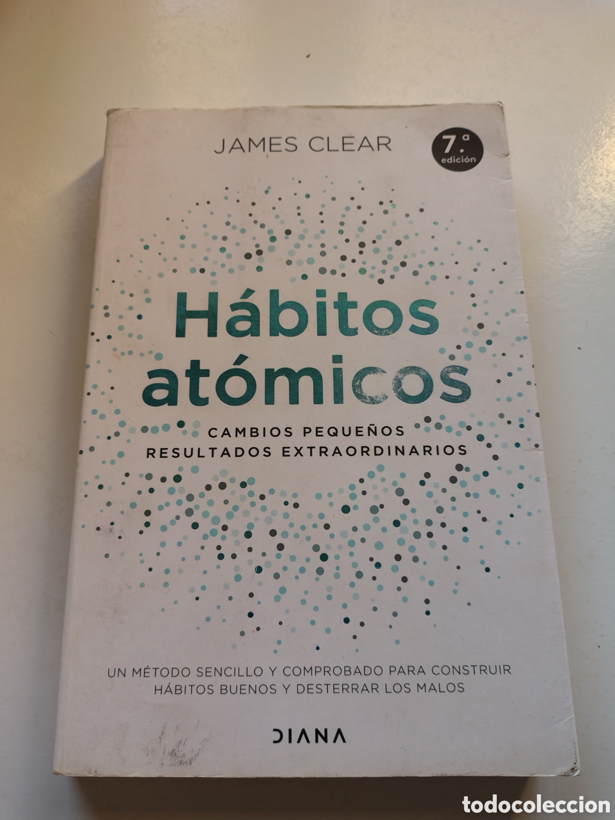 Libros de segunda mano: H&Aacute;BITOS AT&Oacute;MICOS Cambios Peque&ntilde;os Resultados Extraordinarios JAMES CLEAR ( 2019 DIANA ) 334 P&Aacute;GINAS