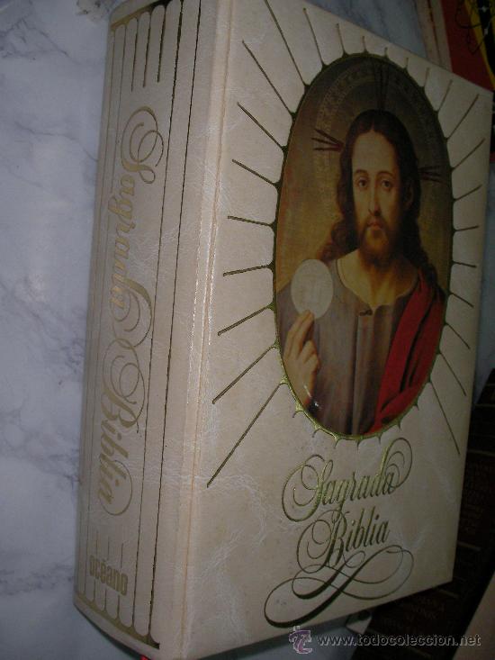 Libros de segunda mano: SAGRADA BIBLIA - Foto 1