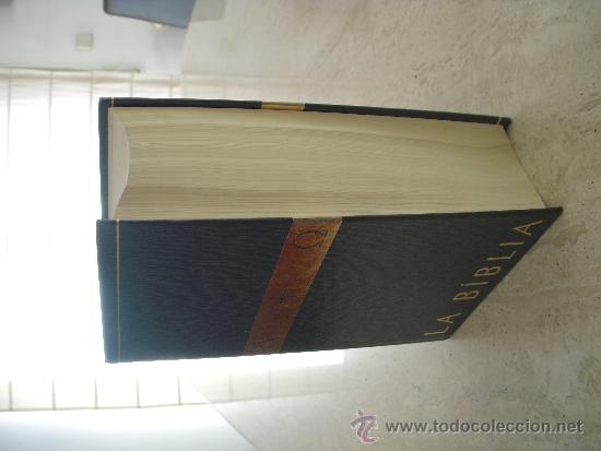 Libros de segunda mano: La B&iacute;blia - Foto 1