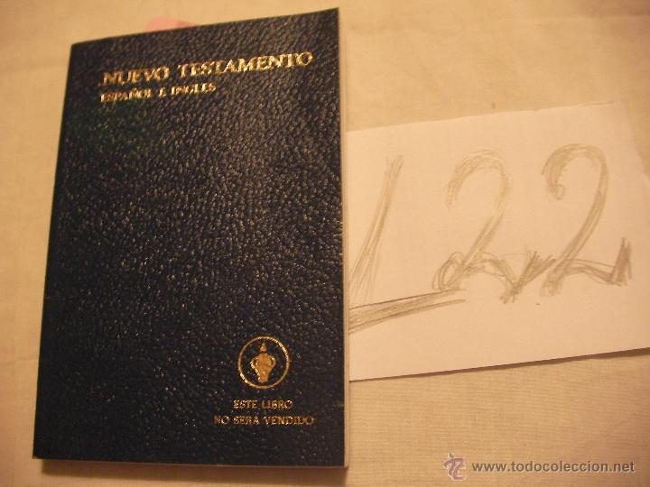Libros de segunda mano: NUEVO TESTAMENTO - ESPA&Ntilde;OL E INGLES - ENVIO GRATIS A ESPA&Ntilde;A - Foto 1