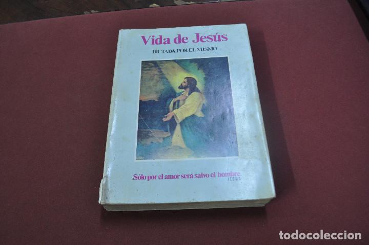 Libros de segunda mano: Vida de Jes&uacute;s dictada por el mismo , ediciones Torres - RE1