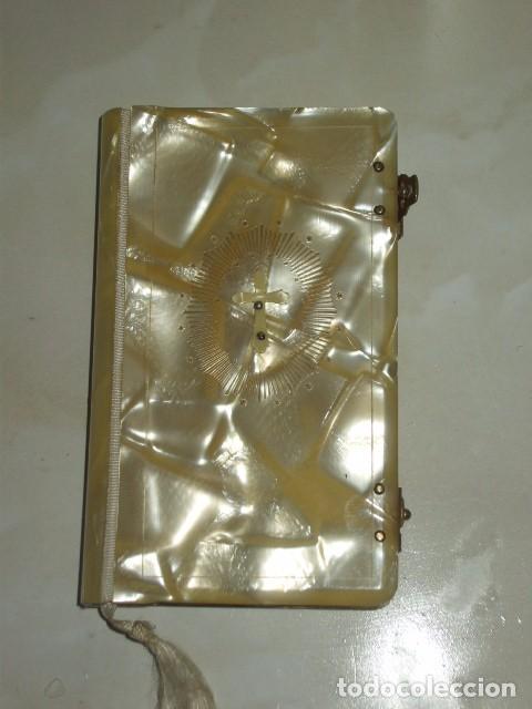Libros de segunda mano: LIBRO COMUNION NACARADO.,MISAL,DEVOCIONARIO,A&Ntilde;O 1955. - Foto 1