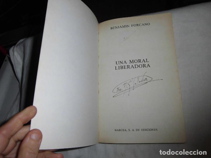 Libros de segunda mano: UNA MORAL LIBERADORA.BENJAMIN FORCANO.EDICIONES NARCEA 1981 - Foto 2