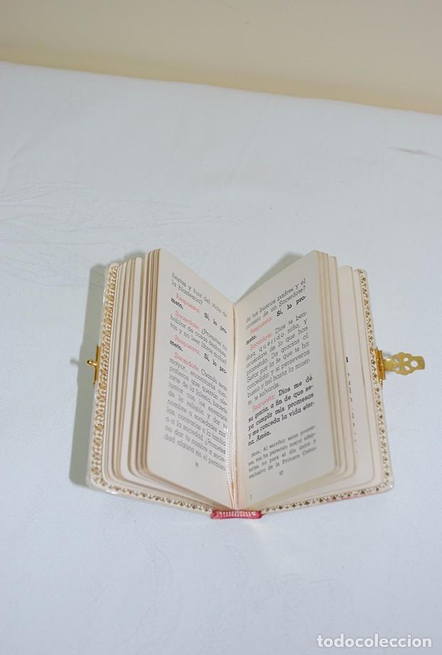 Libros de segunda mano: LIBRO DE 1&ordf; COMUNI&Oacute;N ANTIGUO  - TAPAS DE N&Aacute;CAR - Foto 6