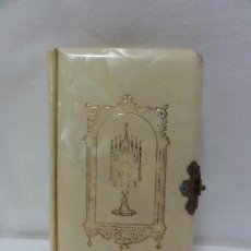 Libros de segunda mano: LIBRO COMUNIÓN EDITORIAL REGINA BARCELONA 1953. Lote 74633063
