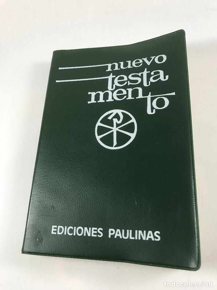 Libros de segunda mano: NUEVO TESTAMENTO EDICIONES PAULINAS (CUBIERTA DE PLASTICO) - Foto 1
