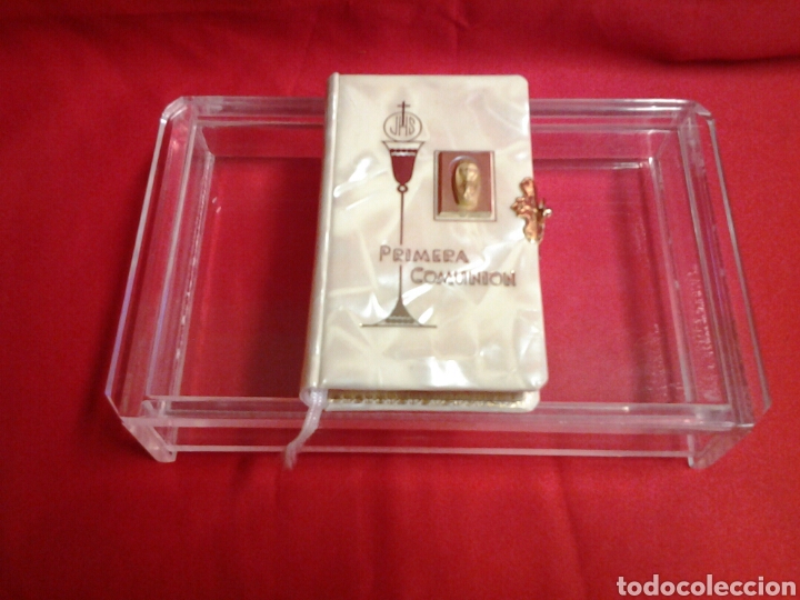 Libros de segunda mano: Devocionario de nacar con placa dorada de la Virgen  del 1993 en muy buen estado