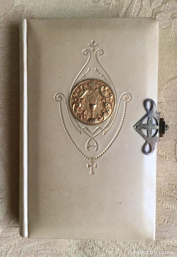 Libros de segunda mano: LIBRO DE PRIMERA COMUNI&Oacute;N A&Ntilde;O 1929 NIHIL OBSTAT - Foto 1