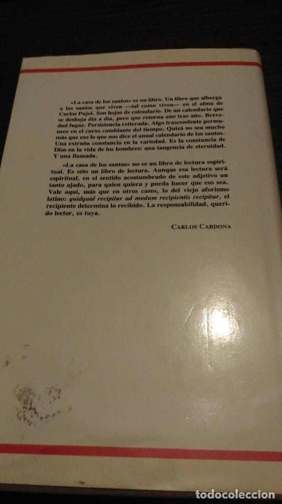 Libros de segunda mano: La casa de los santos. Carlos Pujol - Foto 2