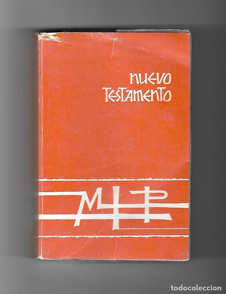 Libros de segunda mano: NUEVO TESTAMENTO. LIBRO DE TEXTO - Foto 1