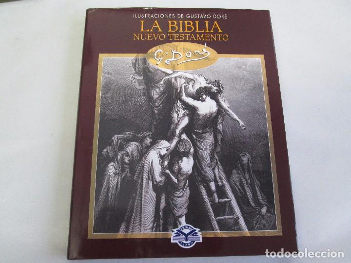 Libri di seconda mano: LA BIBLIA. NUEVO TESTAMENTO. ILUSTRACIONES GUSTAVO DORE. EDIMAT. 2003. VER FOTOS ADJUNTAS.