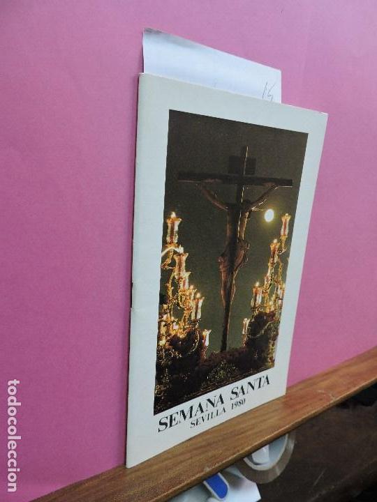 Libros de segunda mano: Semana Santa Sevilla 1980 - Foto 1