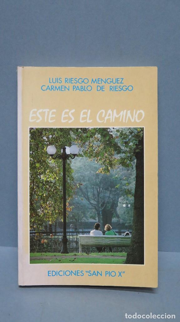Libros de segunda mano: ESTE ES EL CAMINO. VV.AA - Foto 1