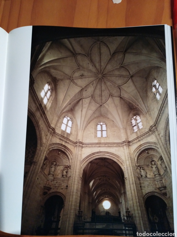 Libros de segunda mano: Monasterios de Espa&ntilde;a - Foto 3