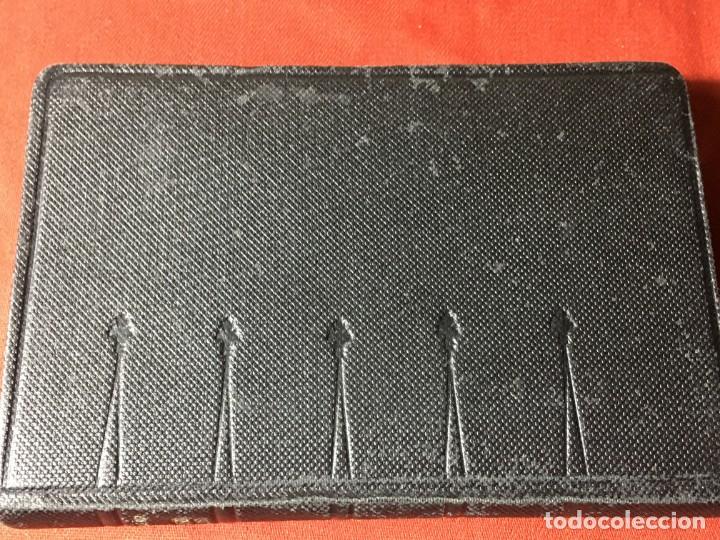 Libros de segunda mano: ANTIGUO MISAL CATECISMO RELIGIOSO DE COMUNION - Foto 3