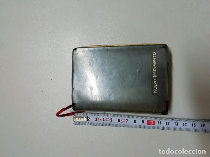 Libros de segunda mano: El nuevo testamento - Foto 3