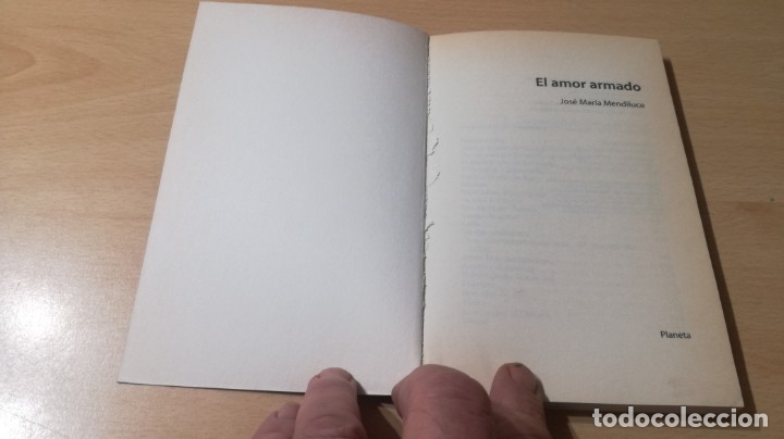 Libros de segunda mano: EL AMOR ARMADO - JOSE MARIA MENDILUCE - BOOKET	 / 	G401 - Foto 4