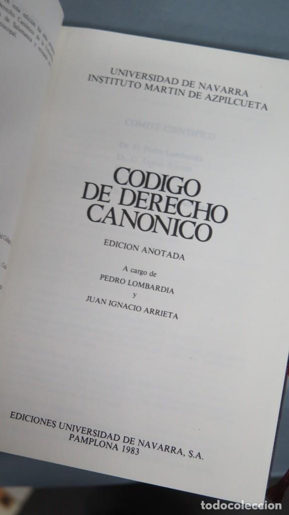 código de derecho canónico. eunsa - Buy Used books about religion