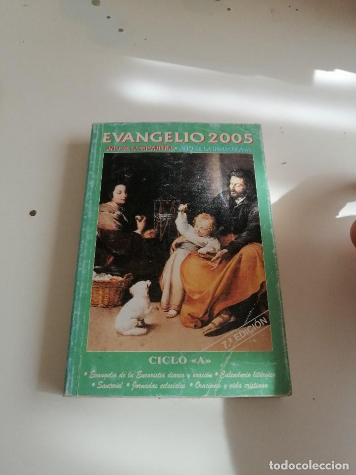 Libros de segunda mano: M-30 LIBRO EVANGELIO 2005 - Foto 1