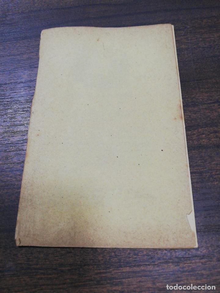 Gebrauchte B&uuml;cher: QUINCE MINUTOS EN COMPA&Ntilde;IA DE JESUS. MEDIDAS : 13.5 X 9 CM APROX. 8 PAGINAS.