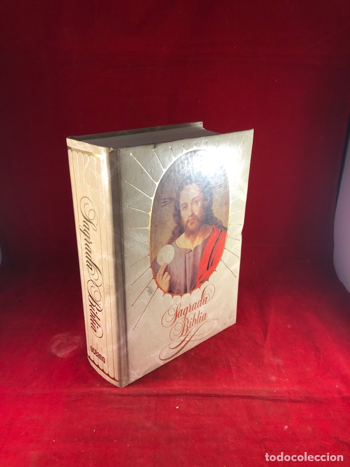 Libros de segunda mano: La sagrada biblia - Foto 1