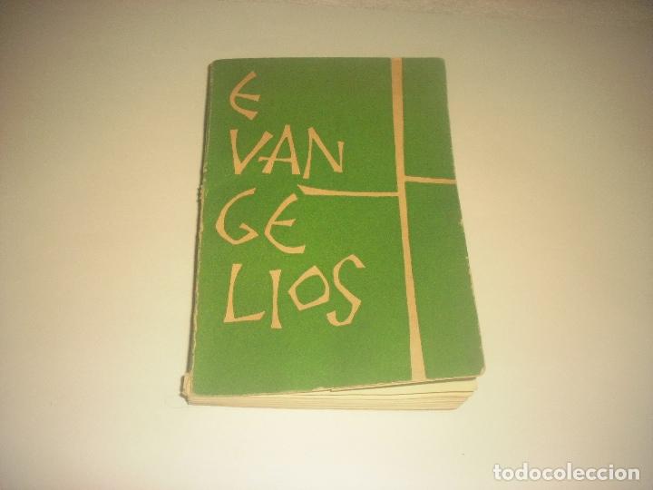 Libros de segunda mano: EVANGELIOS. . ED. AFEBE 1961. - Foto 1
