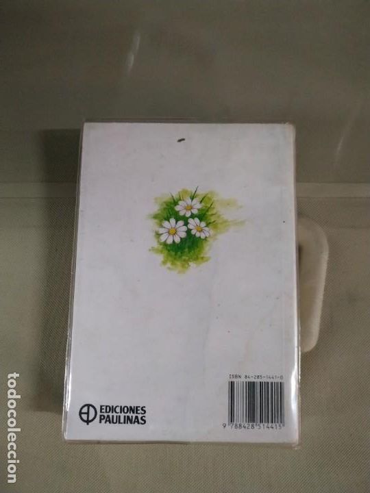 Libros de segunda mano: Nuevo Testamento. Recuerdo de mi Primera Comuni&oacute;n - Foto 2