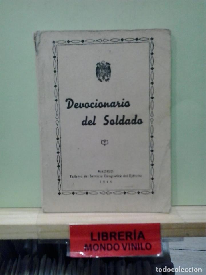 Libros de segunda mano: LMV - Devocionario del soldado - Foto 1