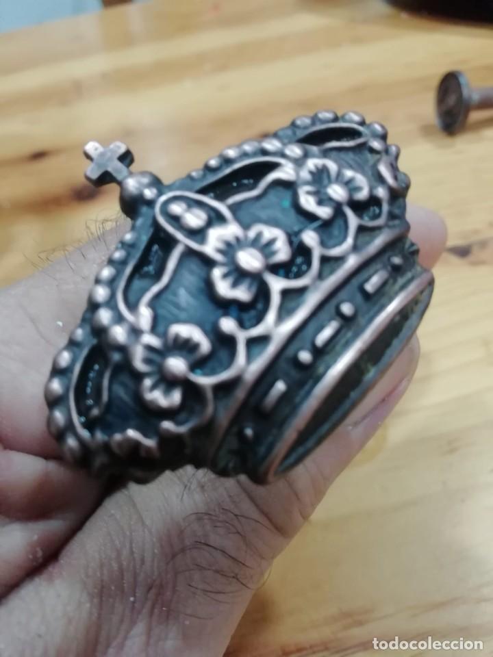 Libros de segunda mano: troquel para escudo - Foto 3