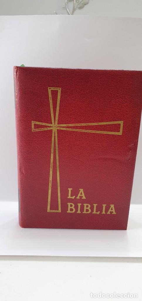 Libros de segunda mano: LA BIBLIA - Foto 1
