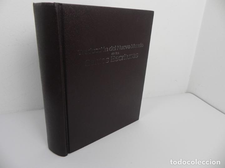 Libri di seconda mano: Biblia Traducci&oacute;n del Nuevo Mundo de las Santas Escrituras (1987) - Edici&oacute;n Grande Con Referencias -