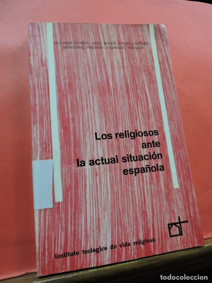 Gebrauchte B&uuml;cher: Los religiosos ante la actual situaci&oacute;n espa&ntilde;ola. &Aacute;LVAREZ G&Oacute;MEZ, ANIZ, BOCOS, CASAS, CASTA&Ntilde;O