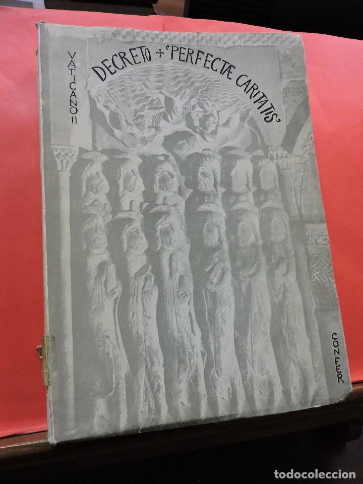Libros de segunda mano: Decreto Perfectae Caritatis renovaci&oacute;n y adaptaci&oacute;n de la vida religiosa. Confer Madrid 1966