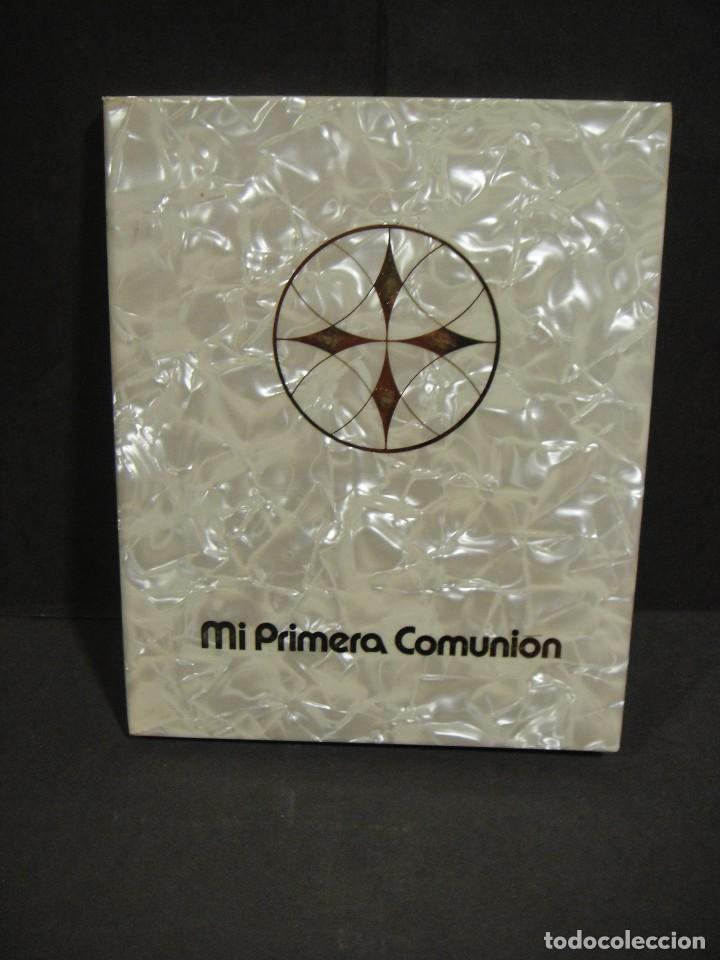 Libros de segunda mano: libro recordatorio de 1&ordf; comunion , en nacarina - ilustrado por p. linares a&ntilde;o 1979