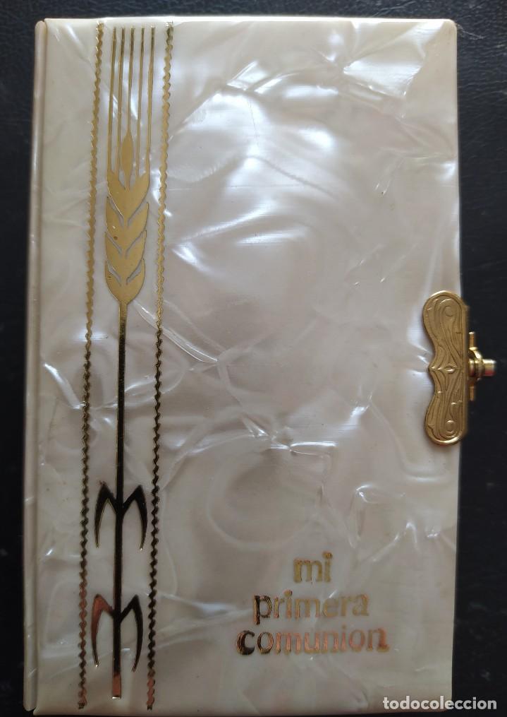 Libros de segunda mano: MI PRIMERA COMUNI&Oacute;N - LIBRO DE ORACI&Oacute;N - Foto 1