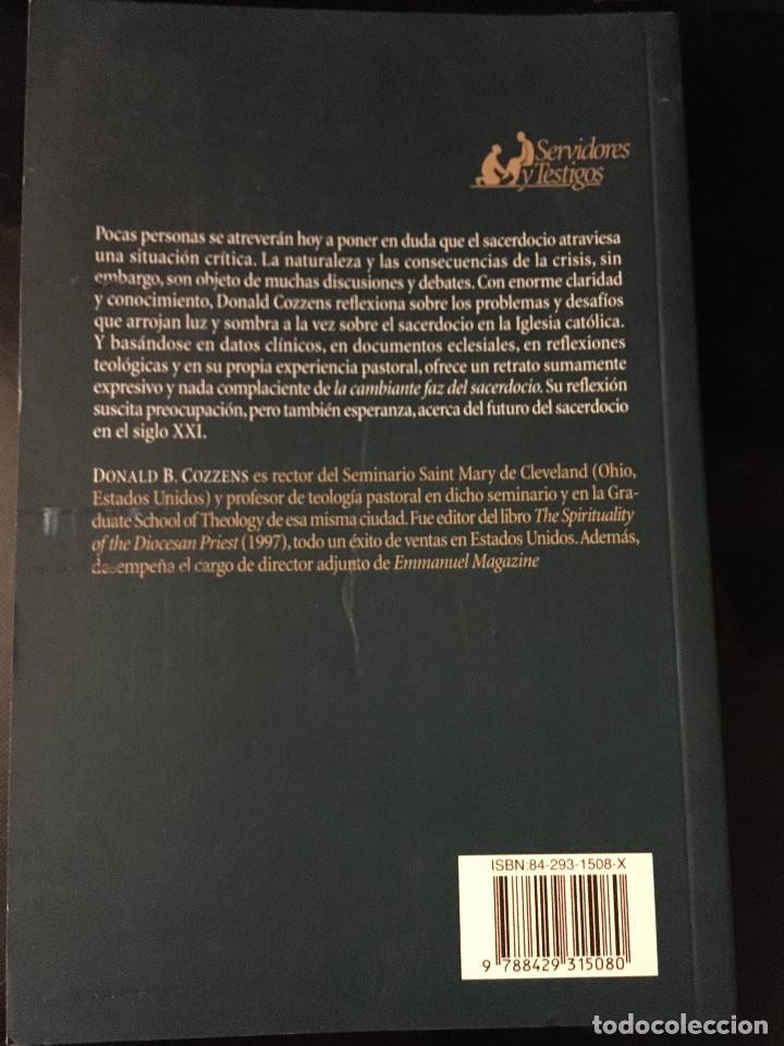 Libros de segunda mano: LA FAZ CAMBIANTE DEL SACERDOCIO - Foto 2