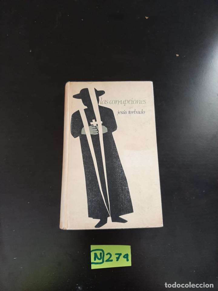 Libros de segunda mano: Las corrupciones - Foto 1