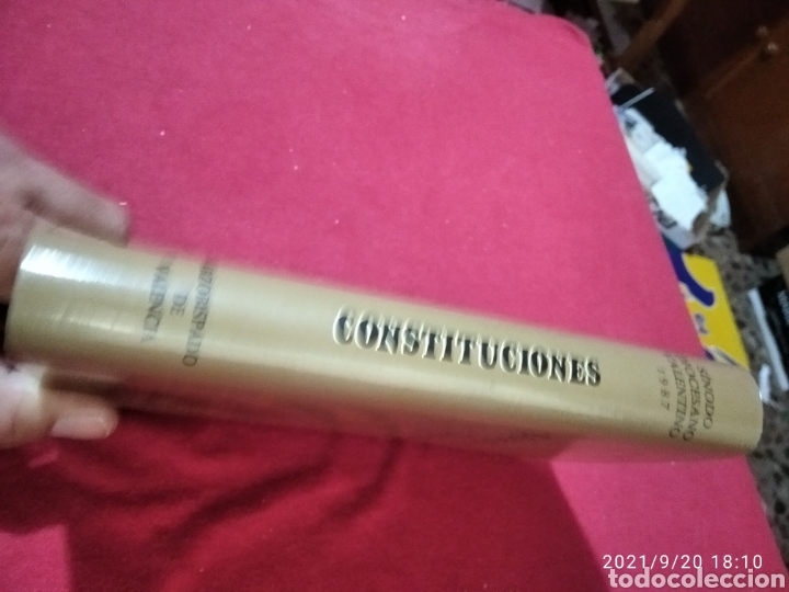 Libros de segunda mano: Libro Constituciones Sinodales, arzobispado de Valencia 1987 - Foto 2