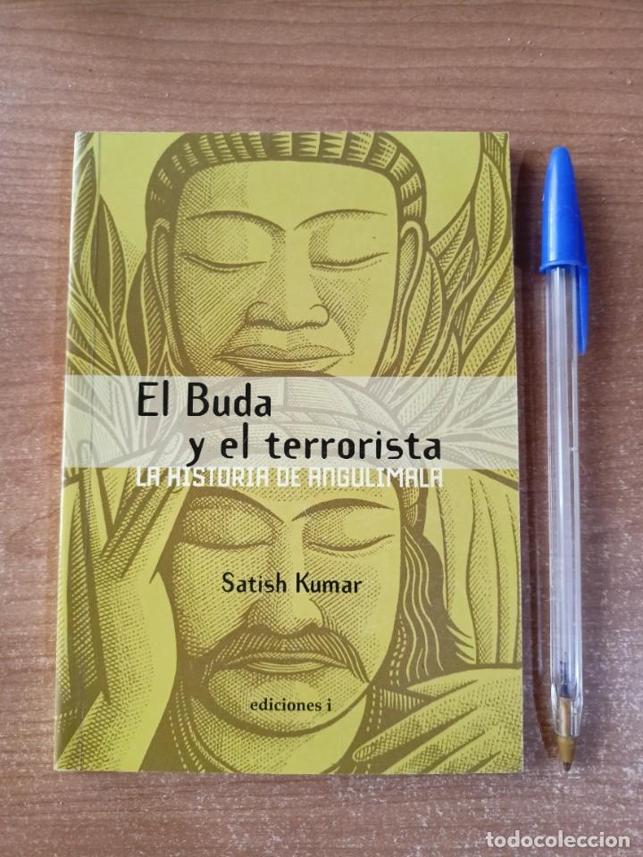 Libros de segunda mano: El Buda y el terrorista. La historia de Angulimala - Satish Kumar - Foto 1