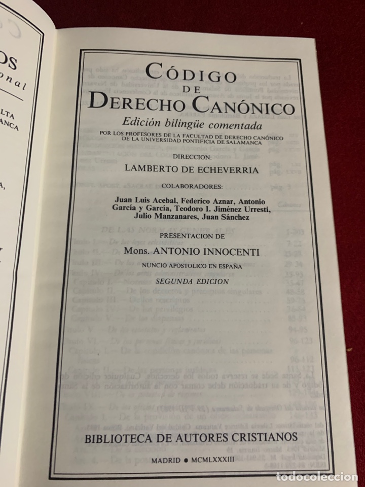 Libros de segunda mano: C&oacute;digo de Derecho Can&oacute;nico. Edici&oacute;n biling&uuml;e comentada. - Foto 3