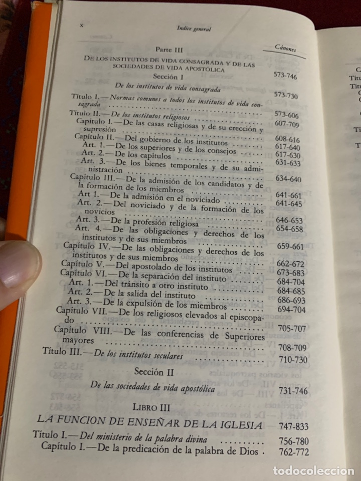 Libros de segunda mano: C&oacute;digo de Derecho Can&oacute;nico. Edici&oacute;n biling&uuml;e comentada. - Foto 7