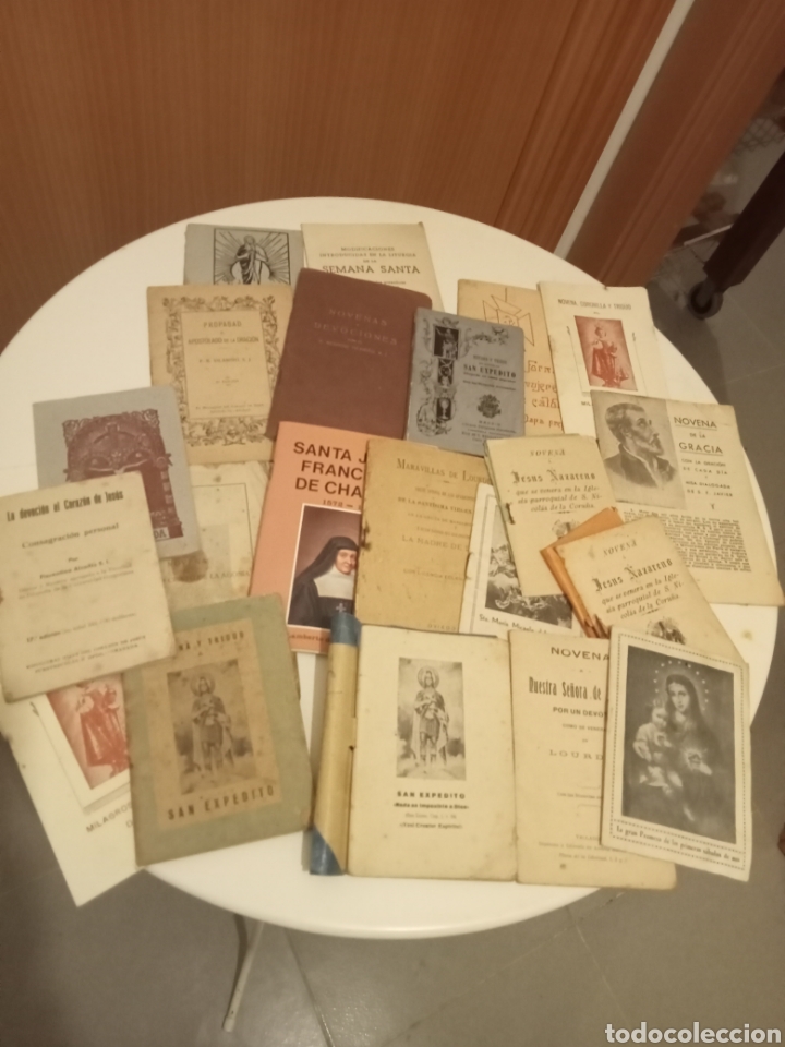 Libros de segunda mano: LOTE DE NOVENAS TEMAS RELIGIOSOS - Foto 1