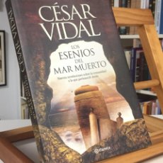 Libros de segunda mano: LOS ESENIOS DEL MAR MUERTO. CÉSAR VIDAL.. Lote 308790608