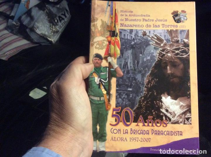 Gebrauchte B&uuml;cher: HISTORIA DE LA ARCHICOFRAD&Iacute;A DE NUESTRO PADRE JES&Uacute;S DE LAS TORRES III 50 a&ntilde;os con paracaidista briga