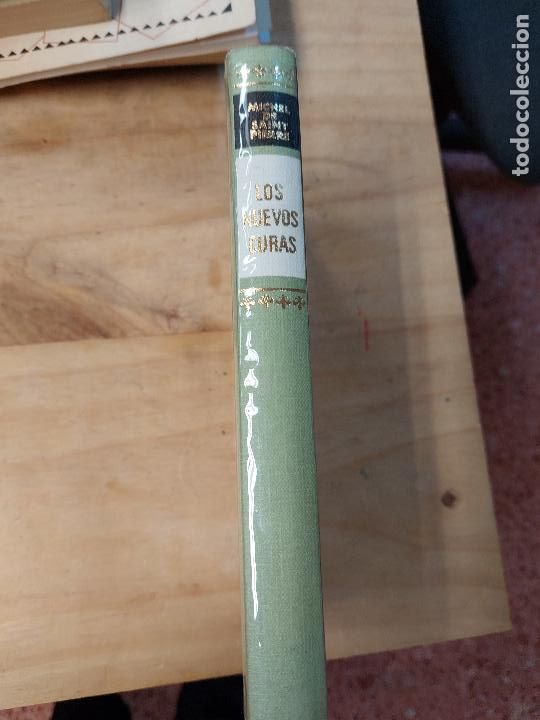 Libros de segunda mano: Los nuevos curas de Michel de Saint Pierre