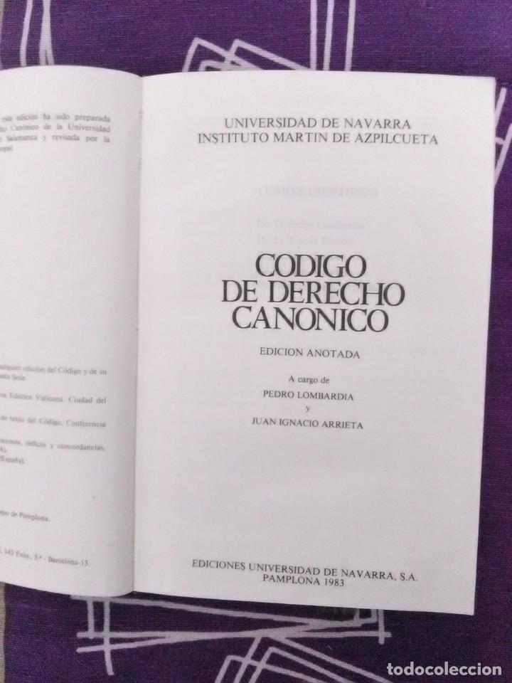 Libros de segunda mano: C&oacute;digo de Derecho Can&oacute;nico. Universidad de Navarra. Eunsa, 1983. - Foto 2
