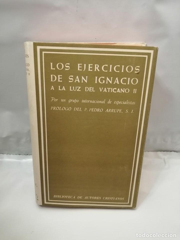 Libros de segunda mano: LOS EJERCICIOS DE SAN IGNACIO A LA LUZ DEL VATICANO II - Foto 1