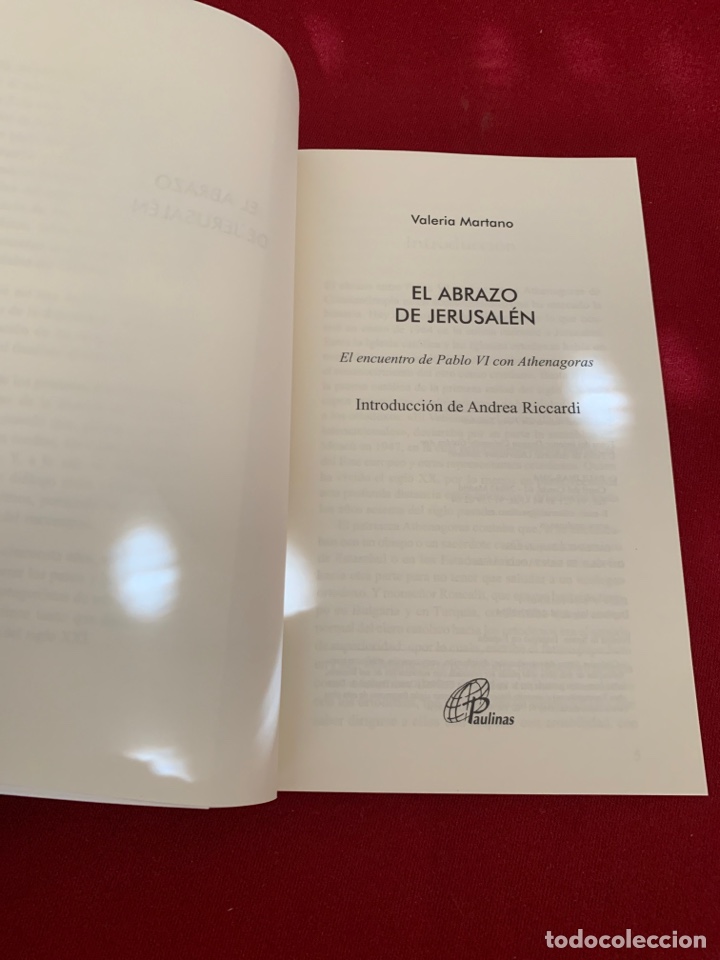 Libros de segunda mano: El abrazo de Jerusal&eacute;n. Valeria Martano. - Foto 4