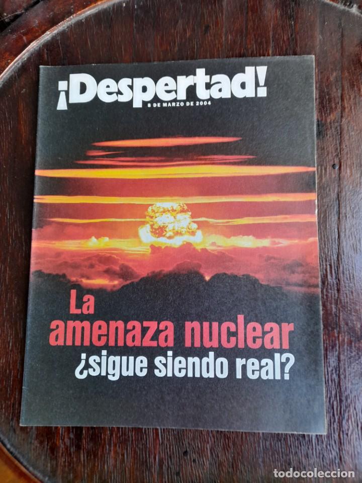 Libros de segunda mano: Despertar 8 de marzo del 2004 Testigos de Jehov&aacute; - Foto 1